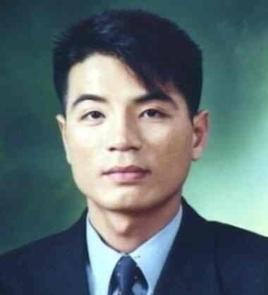 Retrato de Yoo Young-chul